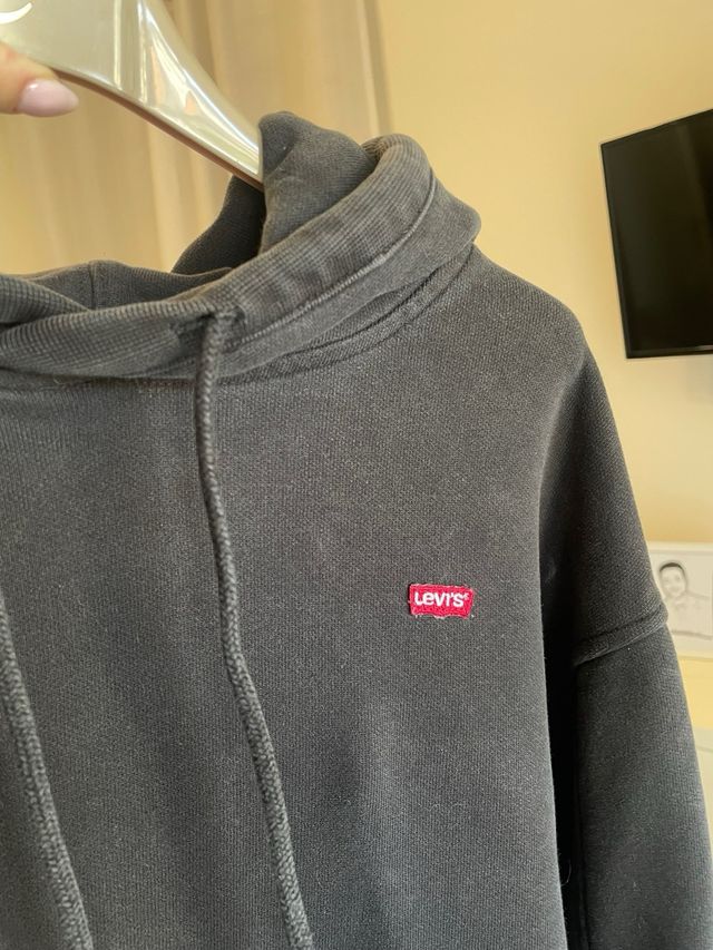 Felpa levi’s nera con cappuccio