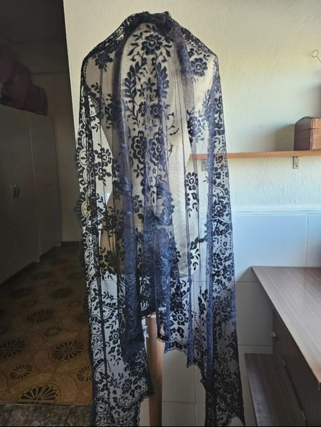 Mantilla negra
