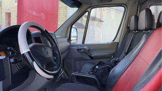 Mercedes-Benz Sprinter 2011