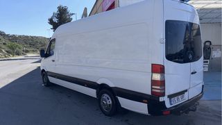 Mercedes-Benz Sprinter 2011