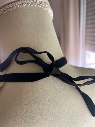 Collar labrado bisuteria negro