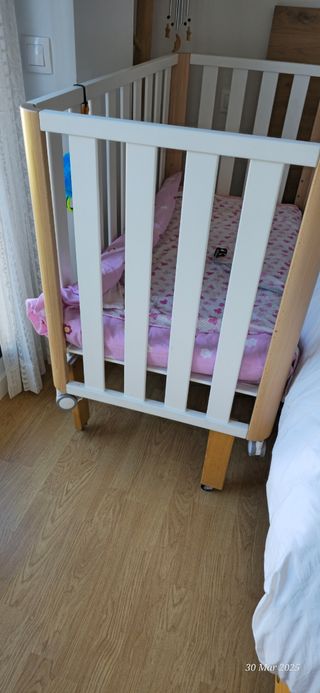 Cuna colecho, colchón baby keeper y edredón