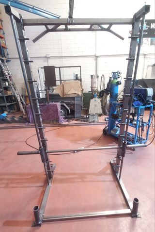 Rack, poleas, crossfit
