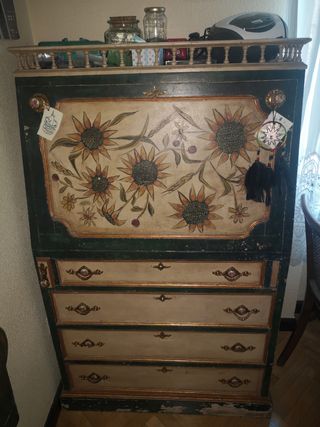 Escritorio policromado flores verdes. Vintage 1970