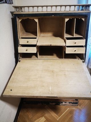 Escritorio policromado flores verdes. Vintage 1970