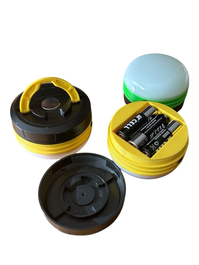 3 linternas con asa e iman