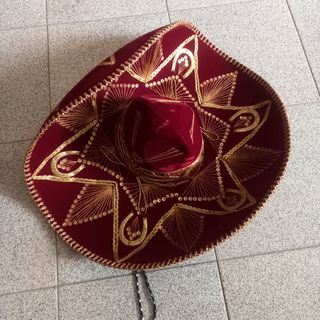 Cappello modello: Sombrero rosso