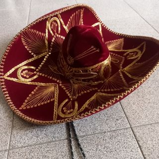 Cappello modello: Sombrero rosso
