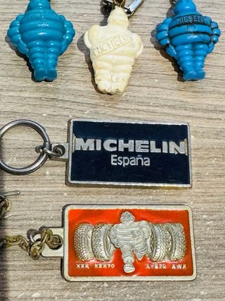 Antiguos llaveros michelin años 70