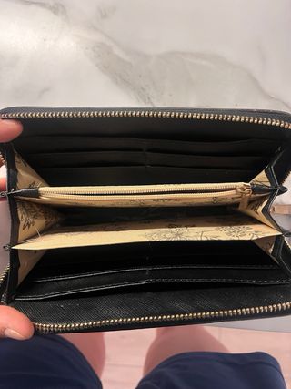 Cartera negra