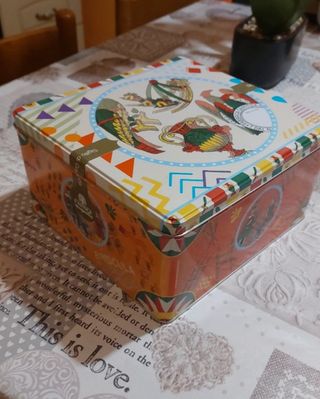 Scatola di latta tema carte da gioco