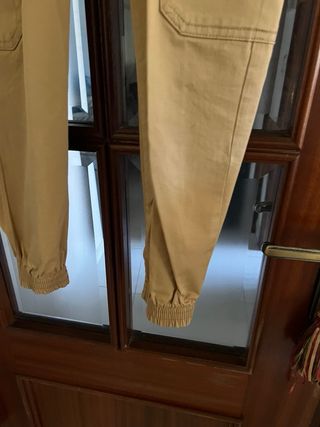 Pantalón cargo Pull Bear