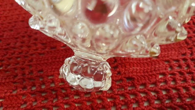 Spilla antica con corallo