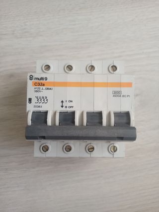 Diferencial Merlin Gerin multi 9 C32a