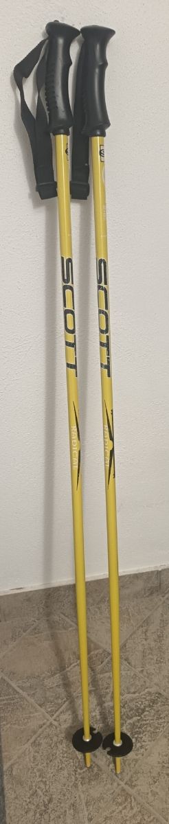 Sci Fischer con bacchette Scott