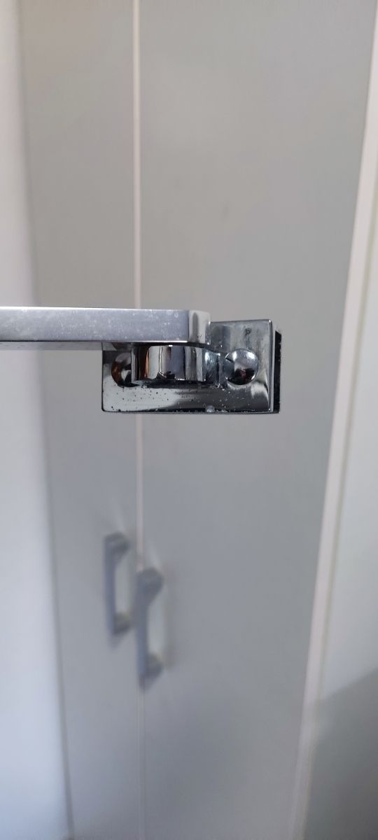 Brazo soporte mampara