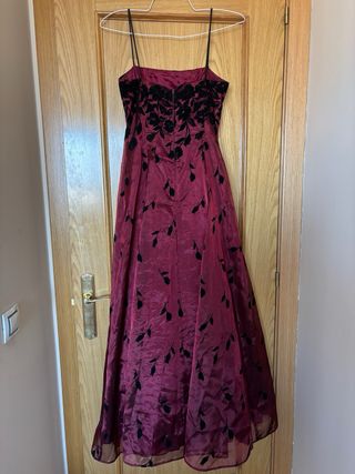 Vestido color vino tinto  talla 9/10