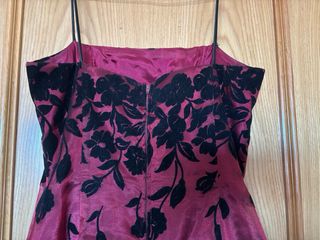 Vestido color vino tinto  talla 9/10