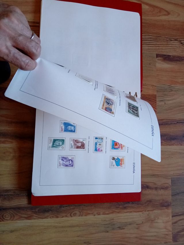 Album sellos nuevos España 1975-1984