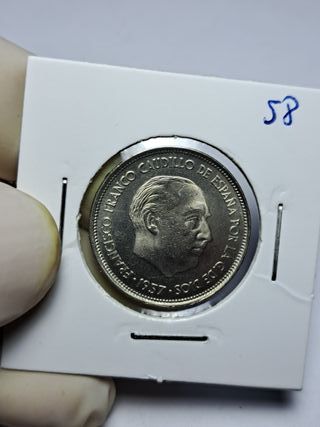 25 PESETAS FRANCO 1957 *58 SIN CIRCULAR SIN PLUS