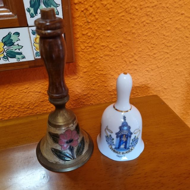 Lote 2 campanas antiguas