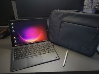 Tablet con lápiz chuwi Ubook Pro