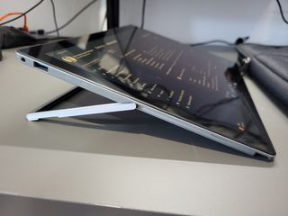Tablet con lápiz chuwi Ubook Pro