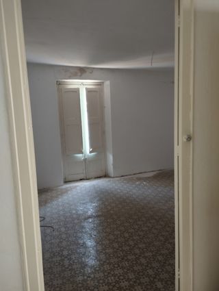 Casa con tres pisos independientes
