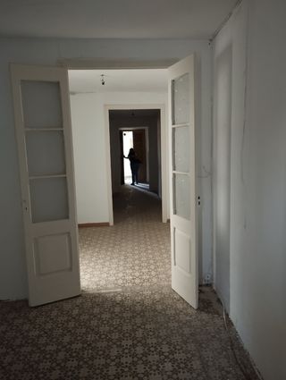 Casa con tres pisos independientes