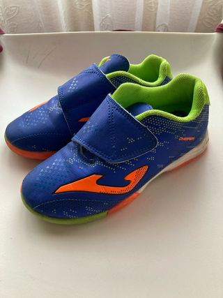 Botas Futbol Multitacos 29