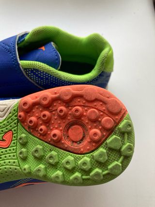 Botas Futbol Multitacos 29