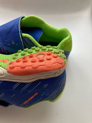 Botas Futbol Multitacos 29