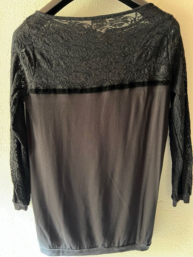 Maglia donna nera a maniche lunghe in pizzo