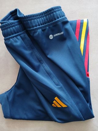 Chándal Selección Española fútbol. NUEVO.