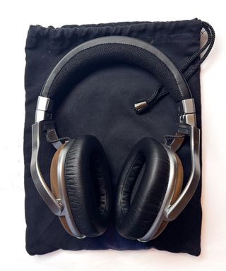 Auriculares Denon AH-MM400 madera nogal gama alta