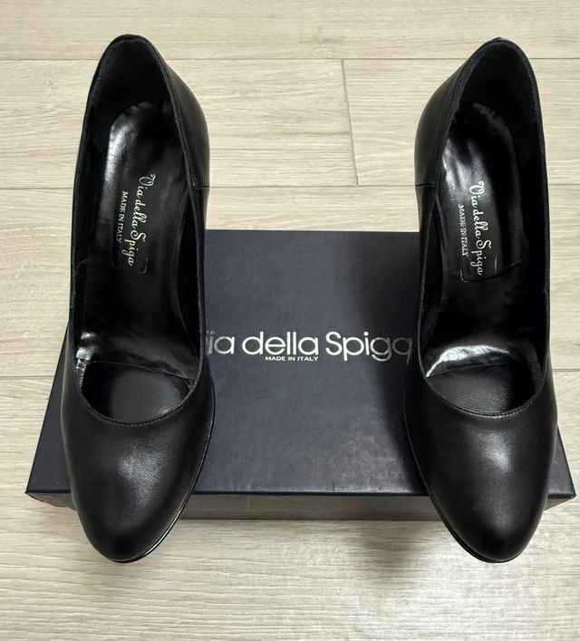 Décolleté vera Pelle Via Della Spiga N. 37