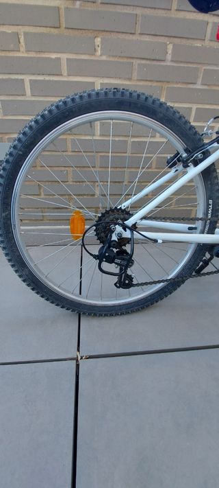 Bicicleta niñ@ - Rockrider ST100 - 24"