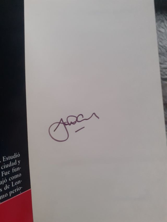 John Connolly, ejemplar firmado