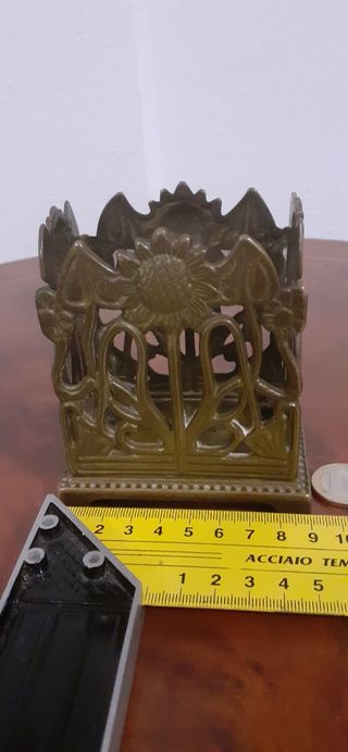 Bronce organizador antiguo de escritorio vintage.