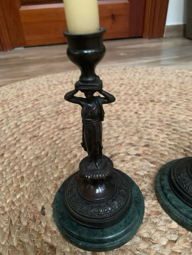 Candelabros de metal y mármol vintage