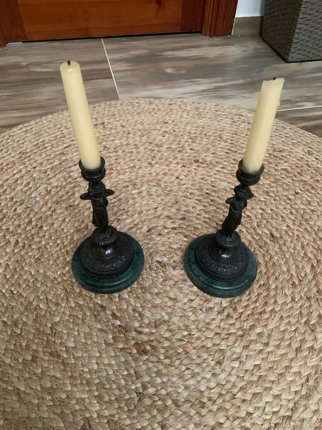 Candelabros de metal y mármol vintage