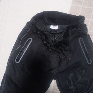 pantalón moto y chaqueta 