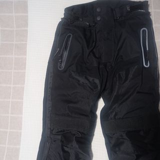 pantalón moto y chaqueta 