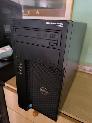 Computer Dell. 24 GB di RAM. Windows 11.