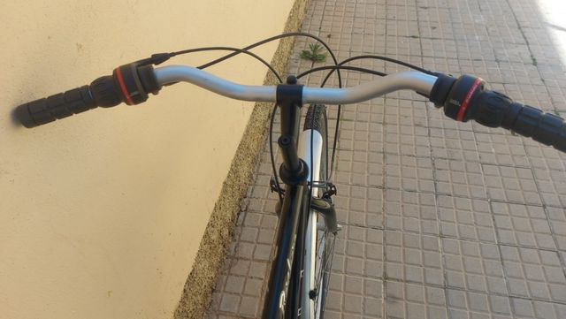 Bicicletta da turismo classica BH