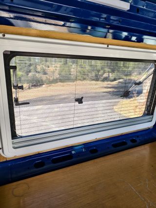 Fiat Ducato L1H1 – Semi-camperizada