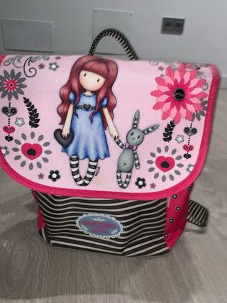 Mochila a estrenar Niña sin boca Santoro
