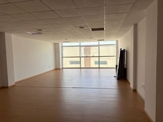 Oficina nueva.