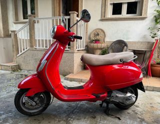 Vespa LX 125