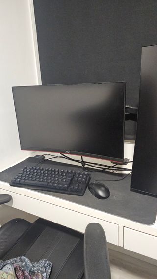 Aoc 24" curve 144